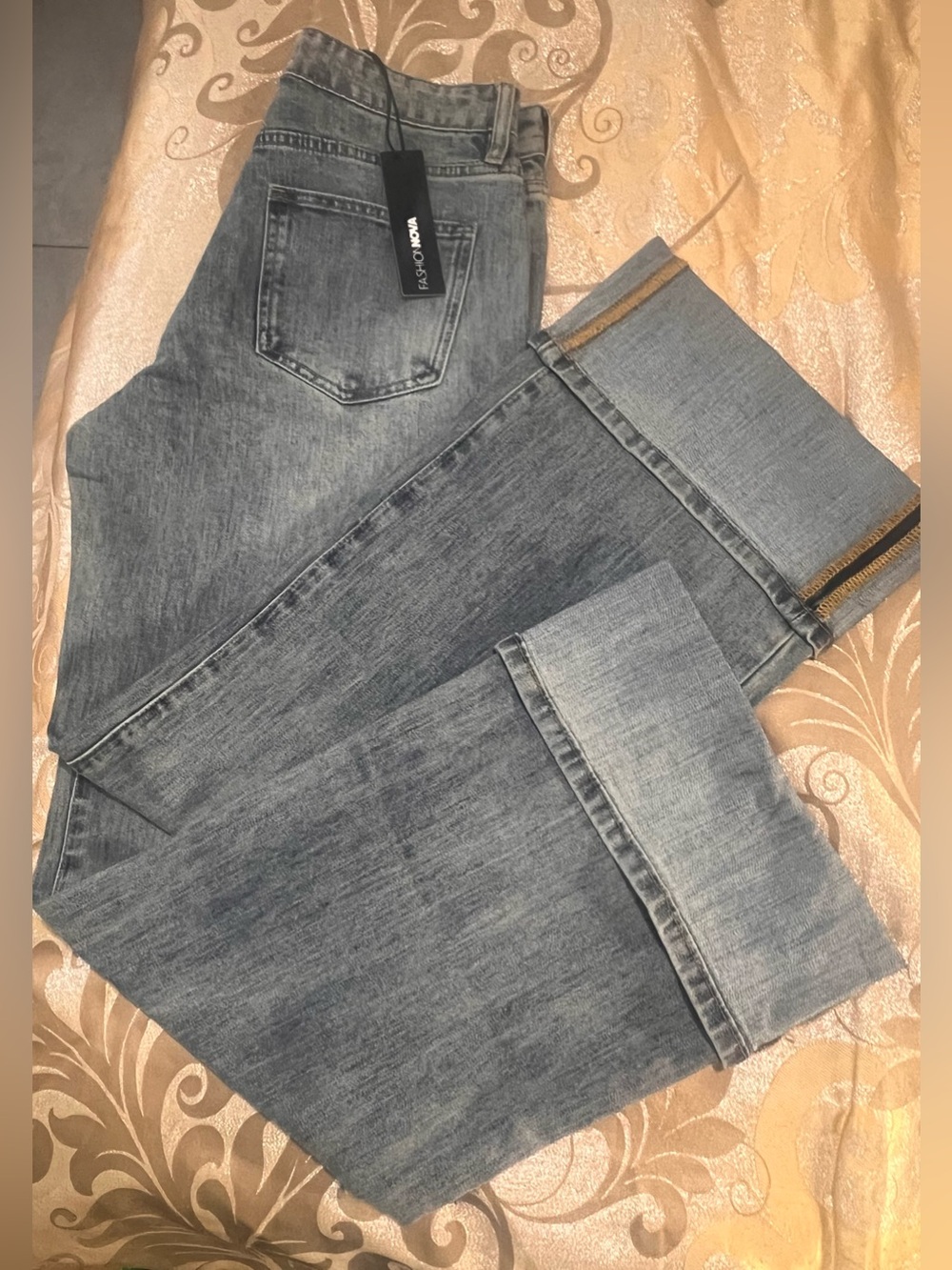 Fashion Nova Blue Wash Wide Leg Cuffed Women's Jeans Size .9
